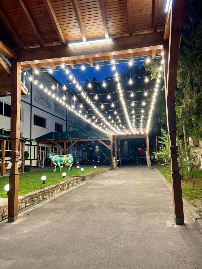 Hotel Panorama Кременец Экстерьер фото